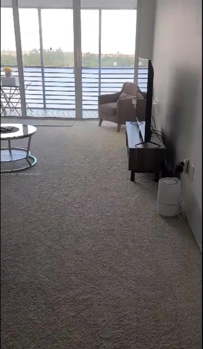 1075 NE Miami Gardens Dr # 708, Miami FL 33179