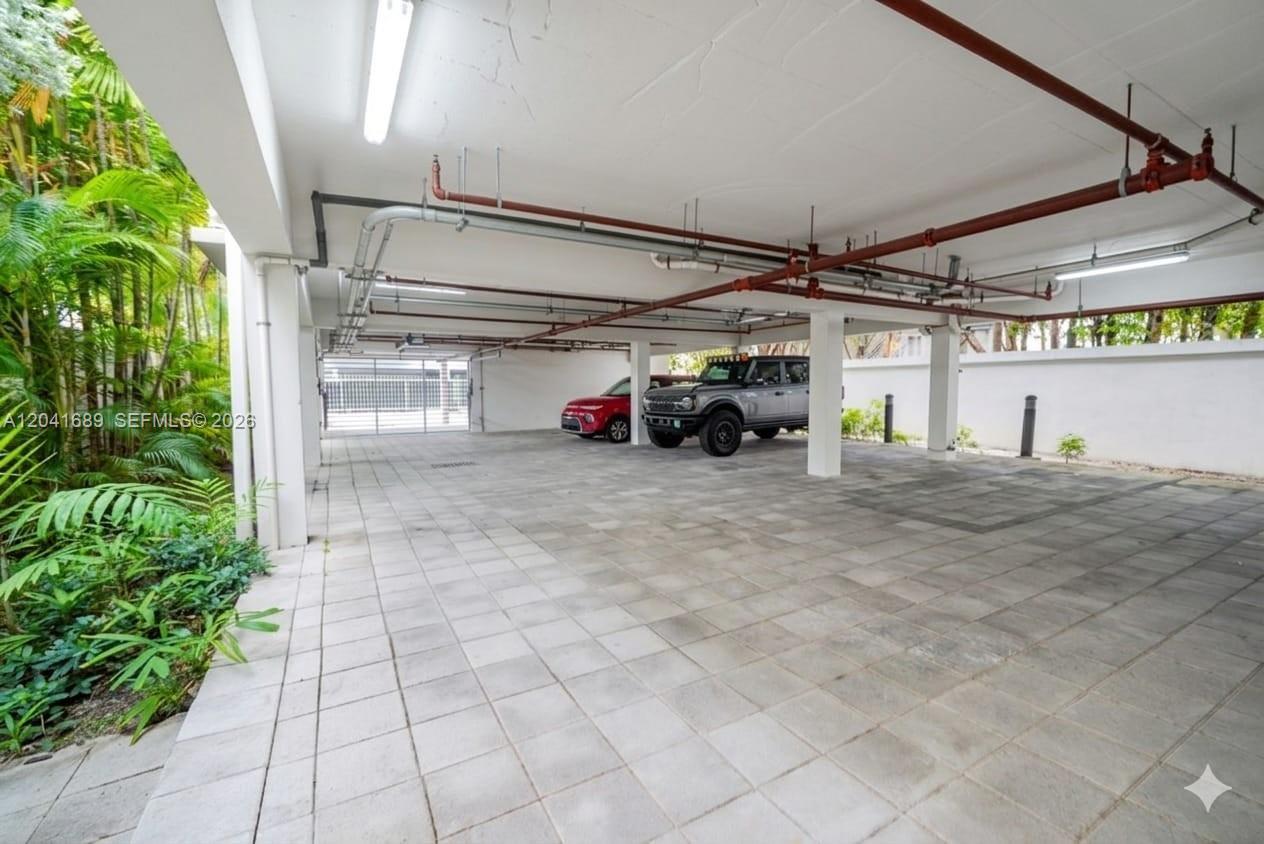 619 Meridian Ave # 4, Miami Beach FL 33139 photo 3
