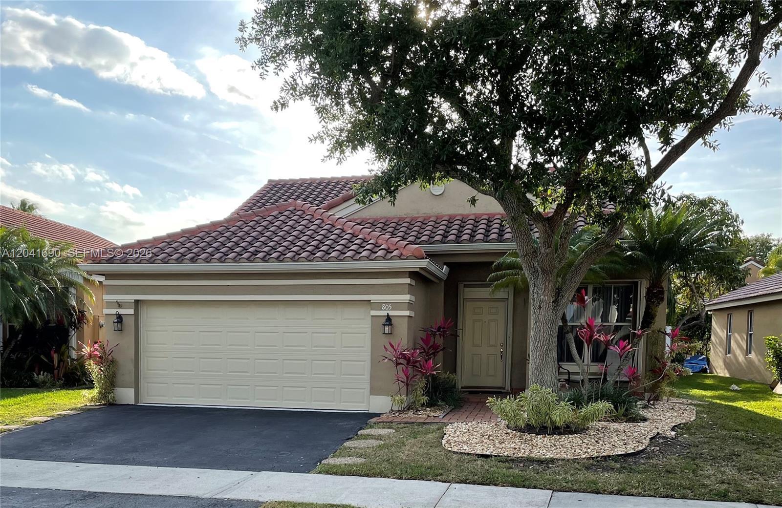 805 Falling Water Rd, Weston FL 33326