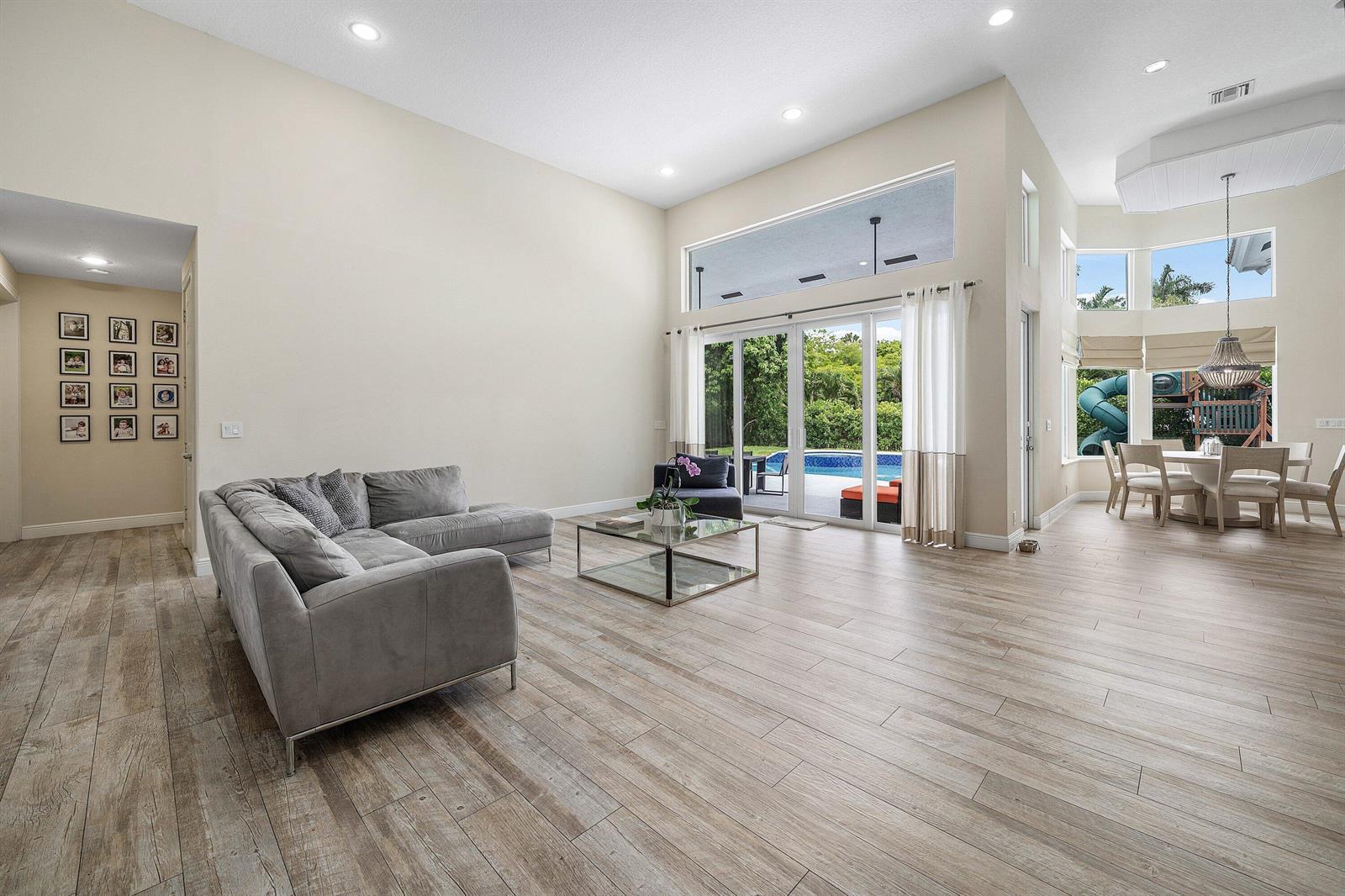 8204 NW 63rd Court, Parkland FL 33067 photo 3