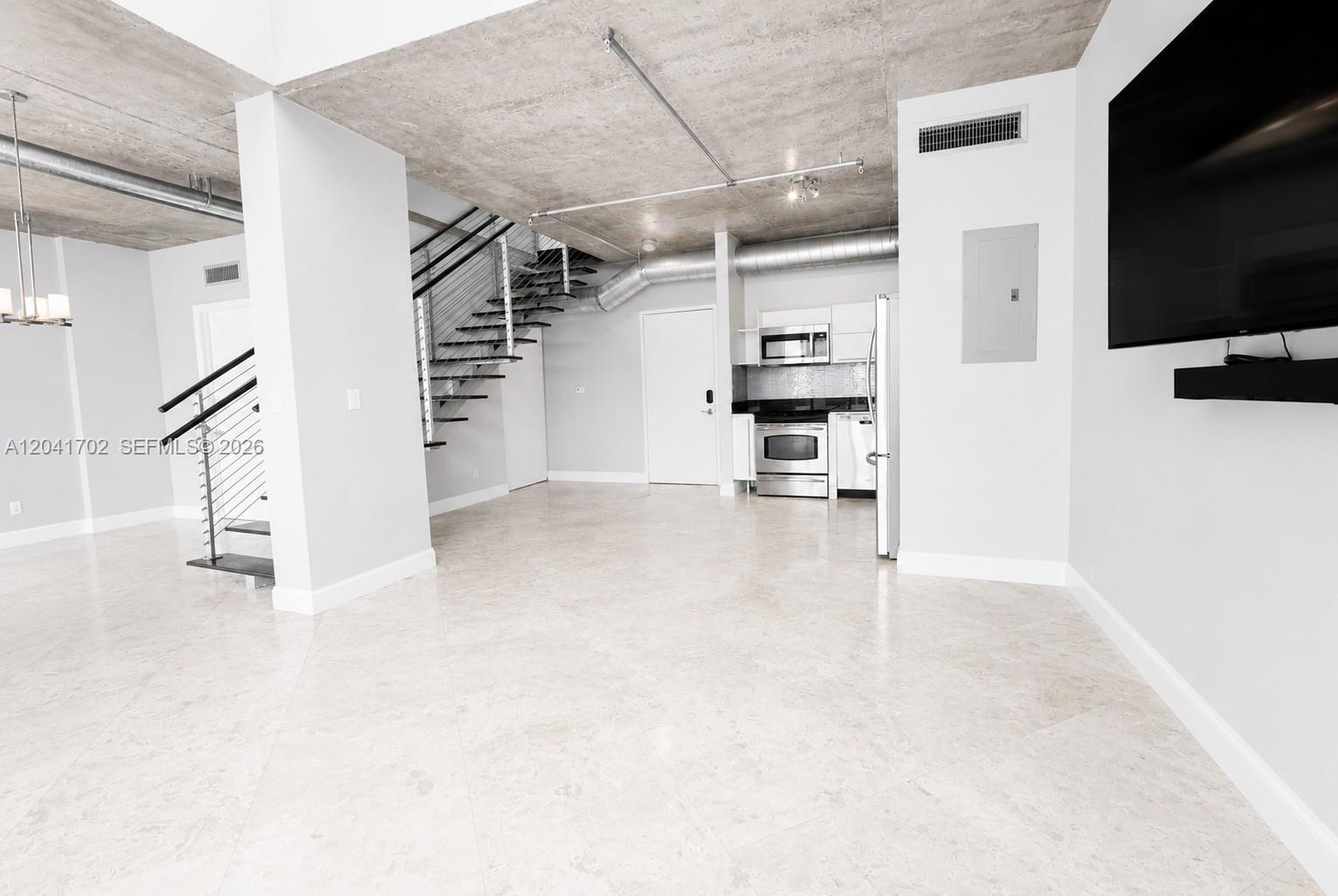 690 SW 1st Ct # 3118, Miami FL 33130 photo 4