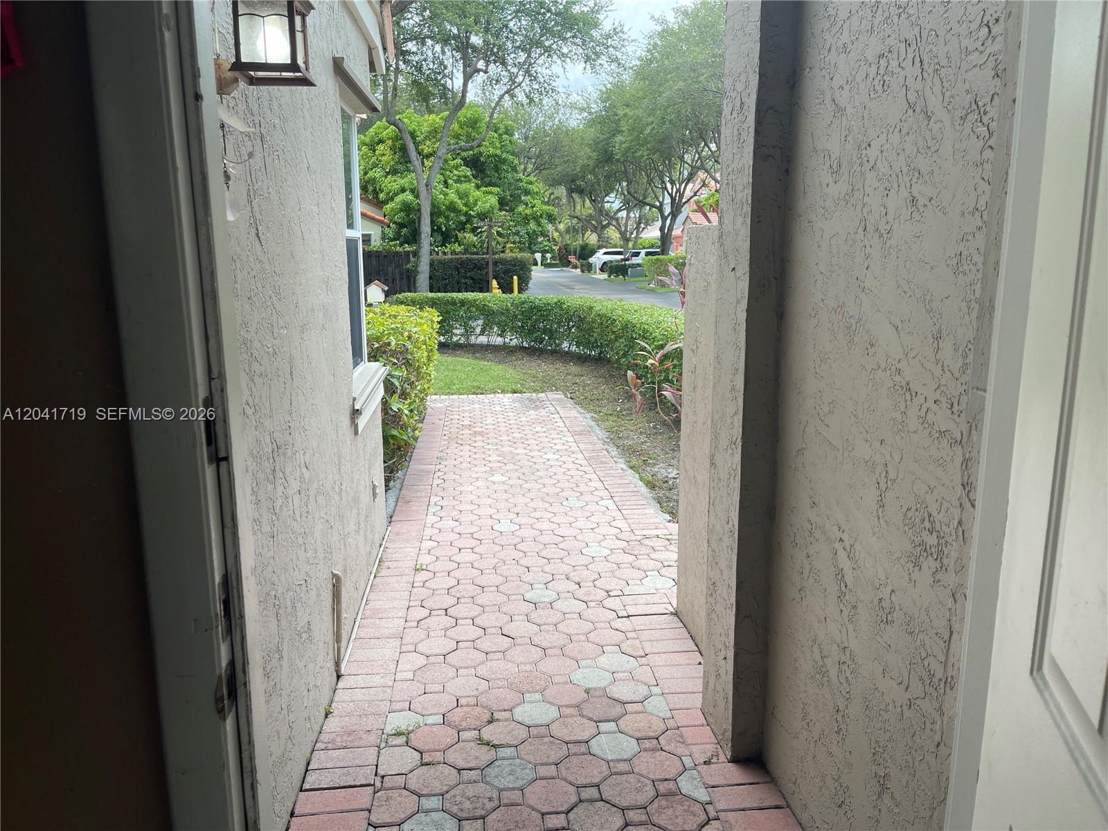 11491 SW 72nd Ter, Miami FL 33173 photo 3