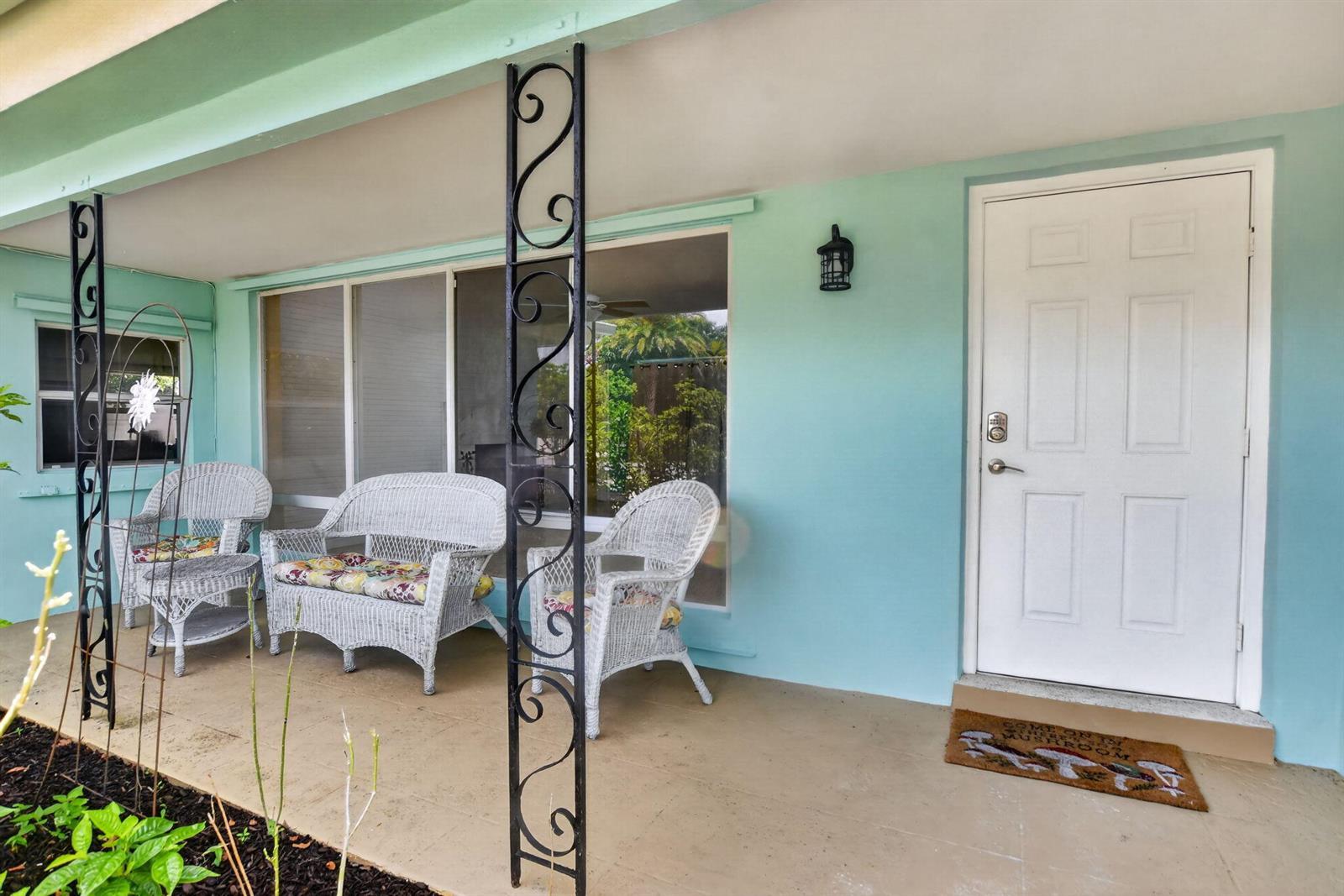 2110 NE 4th Avenue, Boca Raton FL 33431 photo 5