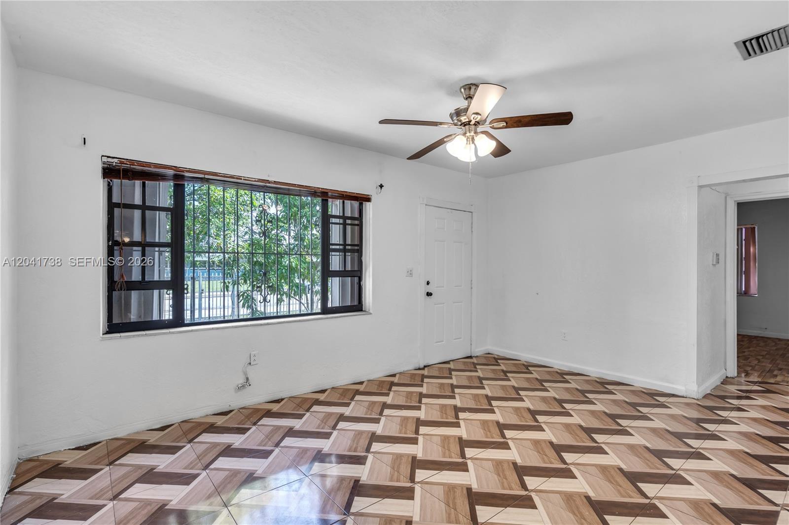 576 NW 147th St, Miami FL 33168 photo 5