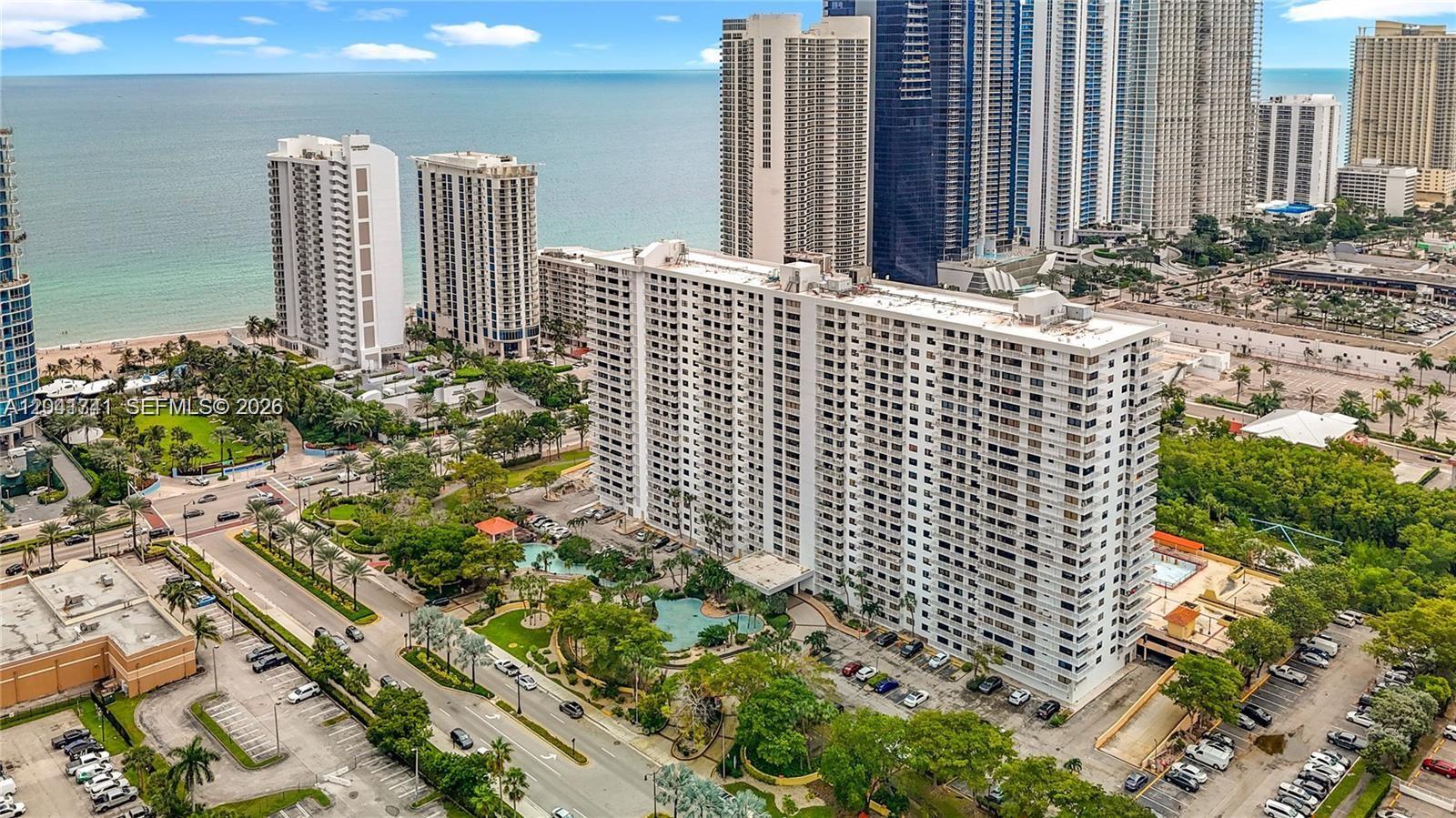 210 174th St # 405, Sunny Isles Beach FL 33160 photo 3