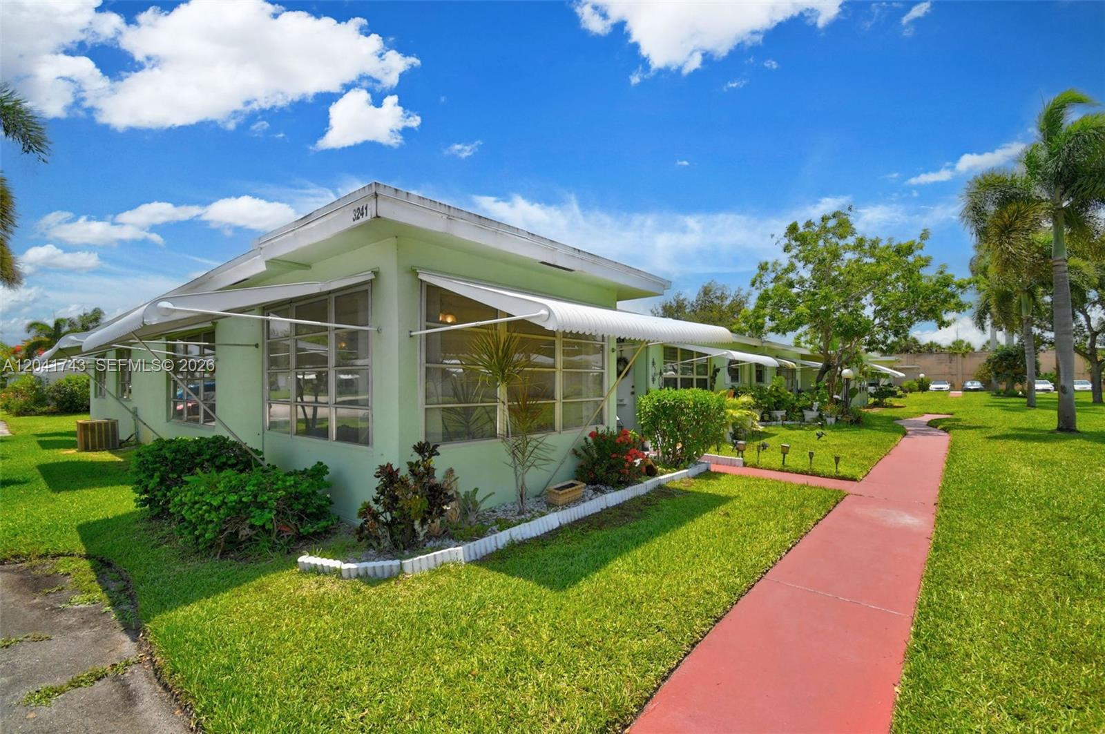 3241 Ridge Hill Rd, Boynton Beach FL 33435 photo 3