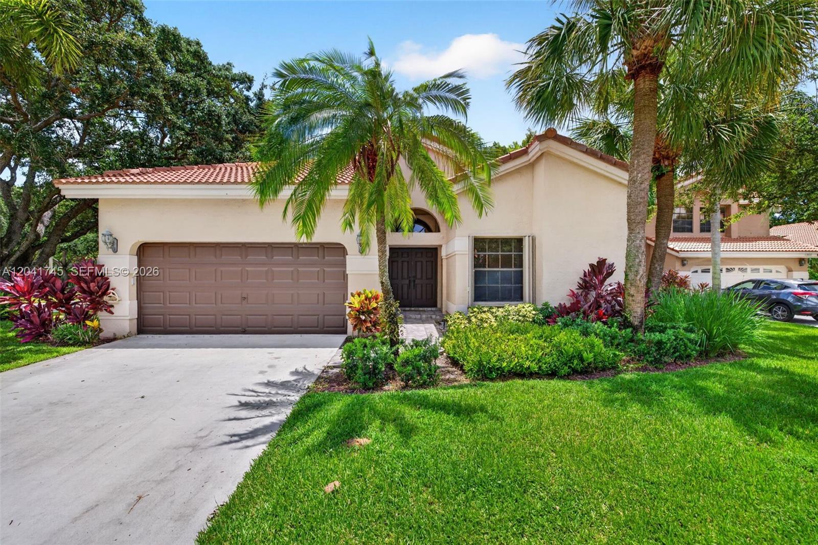 1380 NW 103rd Ter, Plantation FL 33322 photo 2