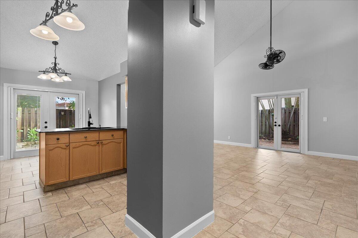 1714 Shoreside Circle, Wellington FL 33414 photo 2
