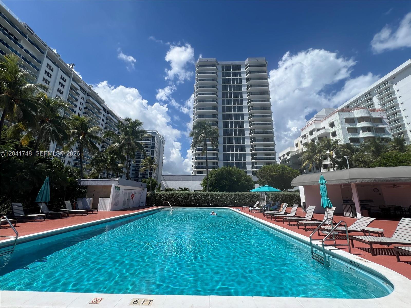 2401 Collins Ave # 1009, Miami Beach FL 33140