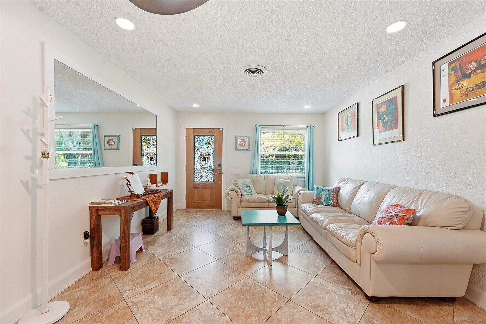 1095 NE Tuxedo Terrace, Jensen Beach FL 34957 photo 4