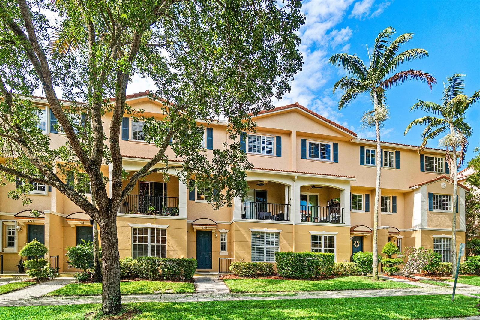 4608 Danson Way, Delray Beach FL 33445 photo 3
