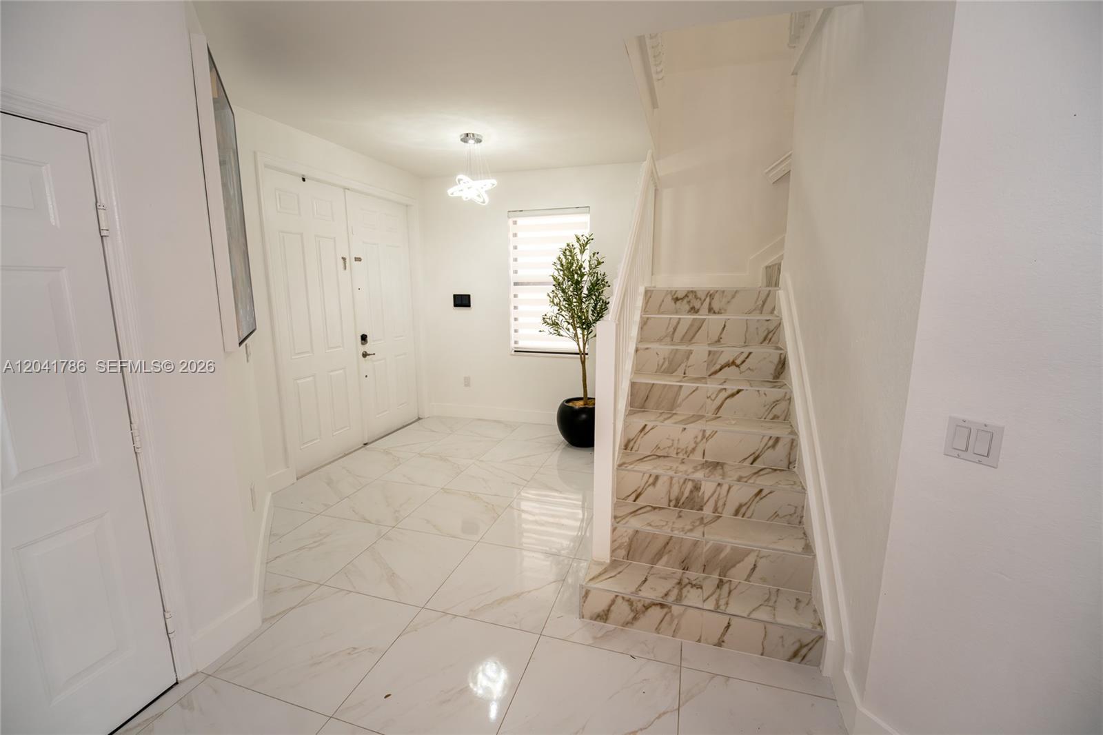 8821 W 34th Ct, Hialeah FL 33018 photo 4