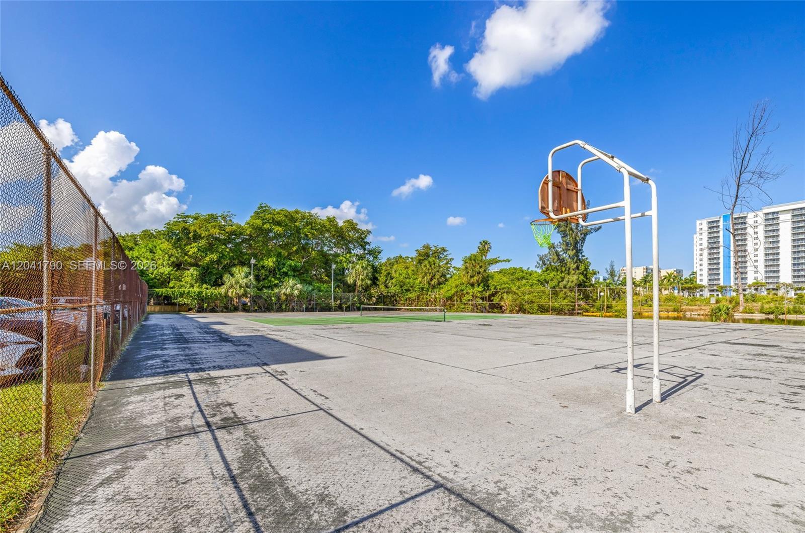 4805 NW 7th St # 15, Miami FL 33126 photo 4