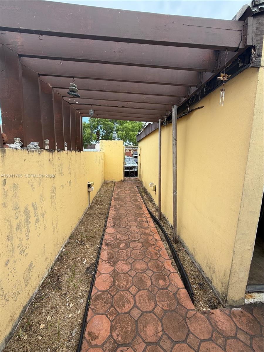 11511 SW 83rd Ter, Miami FL 33173 photo 5