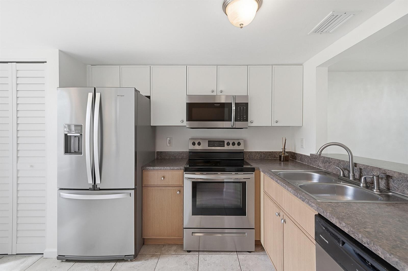3832 NW 90th Avenue # 3832, Sunrise FL 33351 photo 4