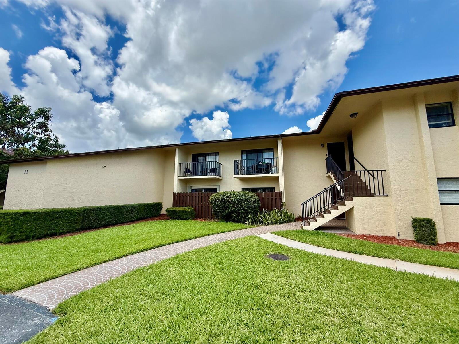 2050 Oleander Boulevard # 103, Fort Pierce FL 34950