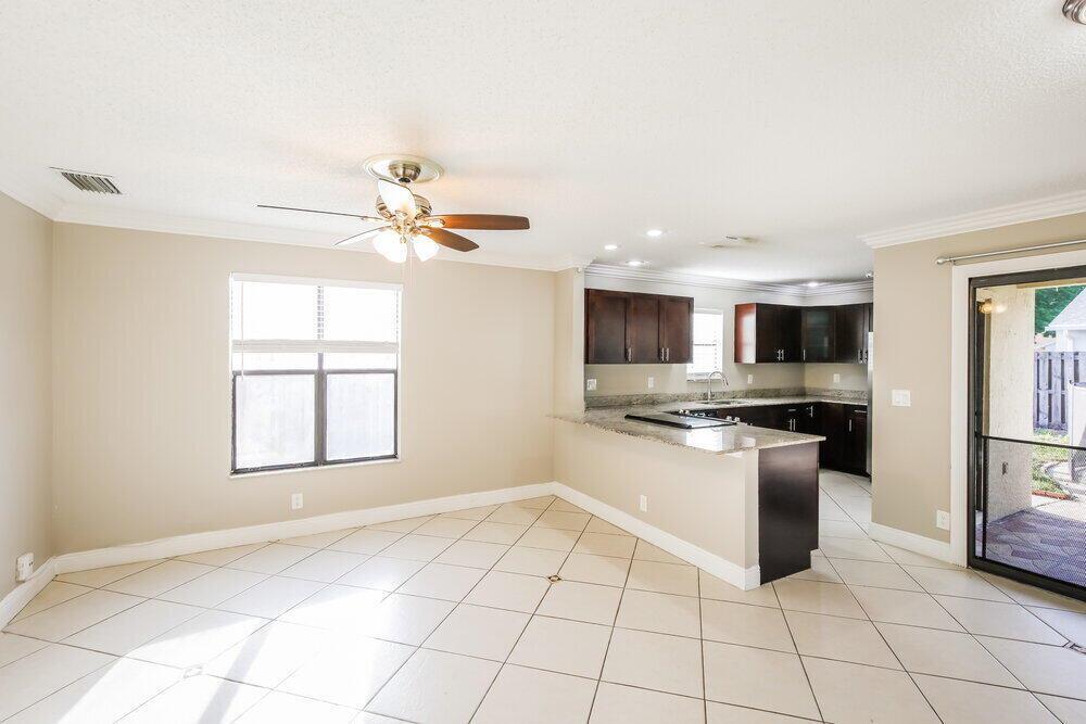 11235 NW 43rd Place, Coral Springs FL 33065 photo 5