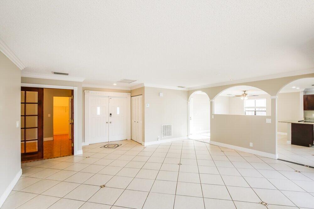 11235 NW 43rd Place, Coral Springs FL 33065 photo 4