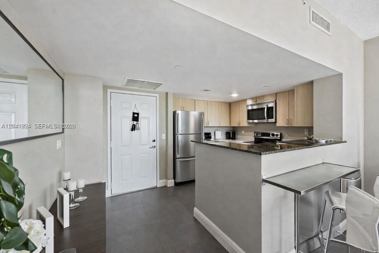 3000 CORAL WAY # 416, Miami FL 33145 photo 5