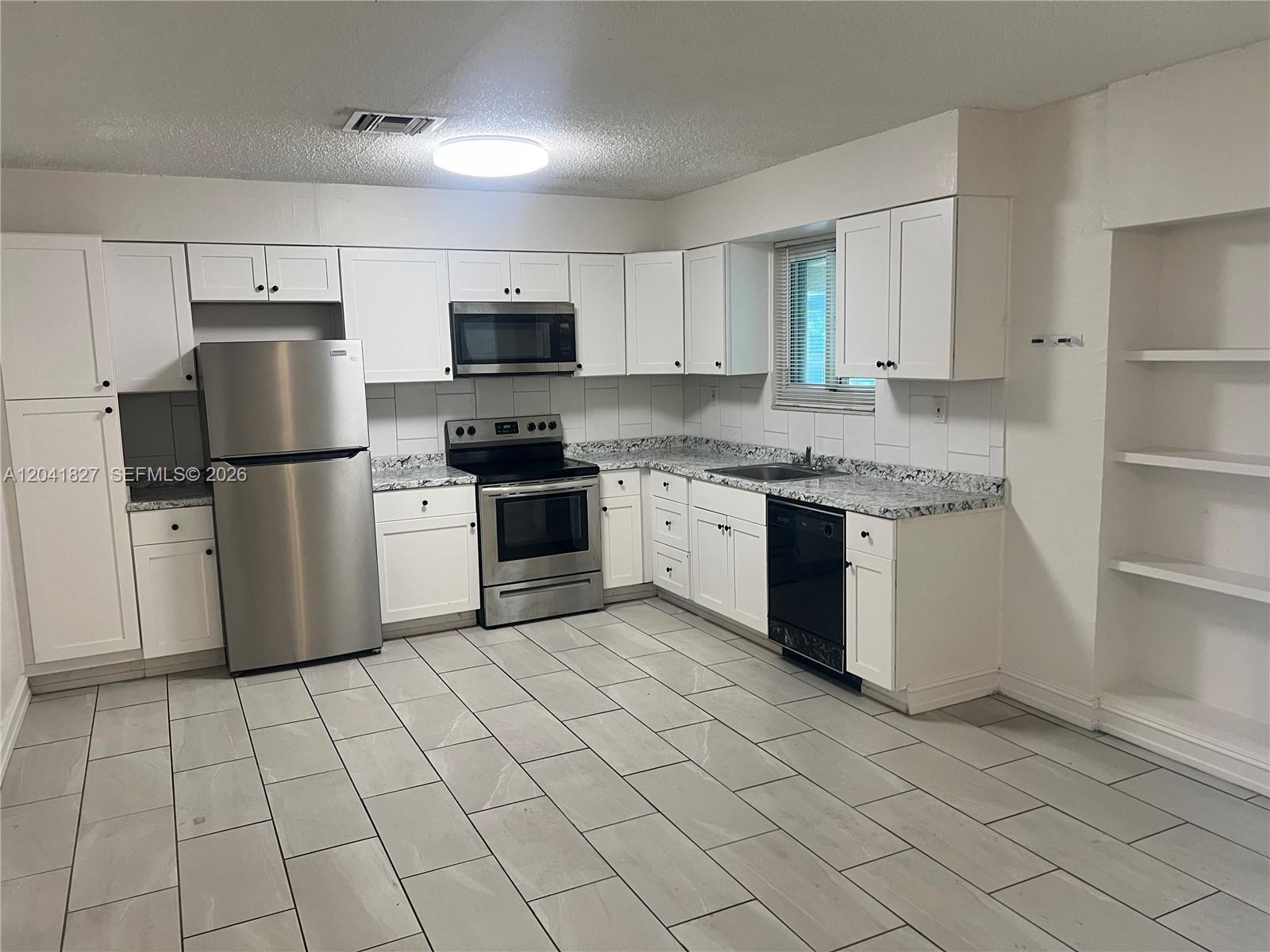 2300 SW 44th St # 2310, Dania Beach FL 33312