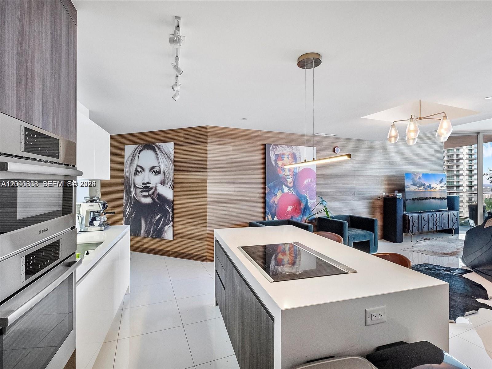 851 NE 1st Ave # 4109, Miami FL 33132