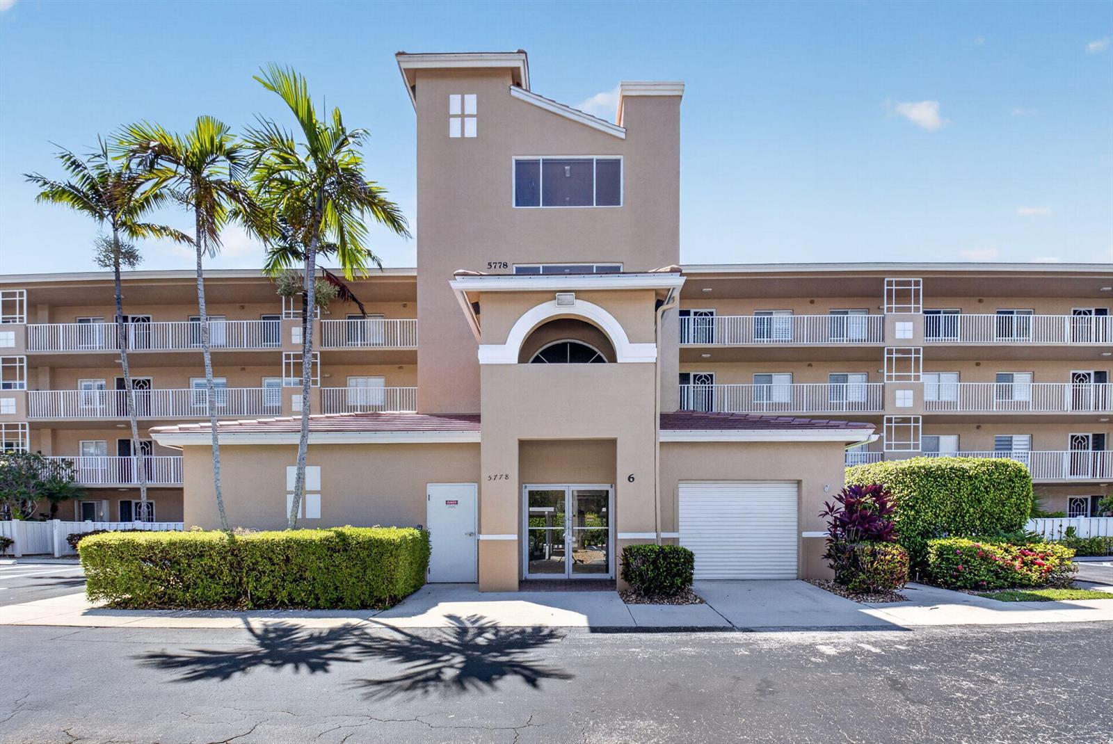 5778 Crystal Shores Drive # 202, Boynton Beach FL 33437 photo 2