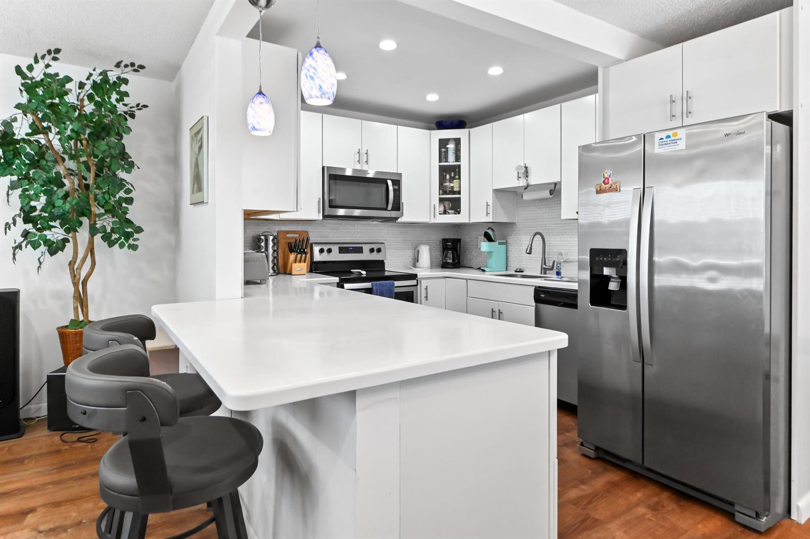 426 Saxony I, Delray Beach FL 33446 photo 3