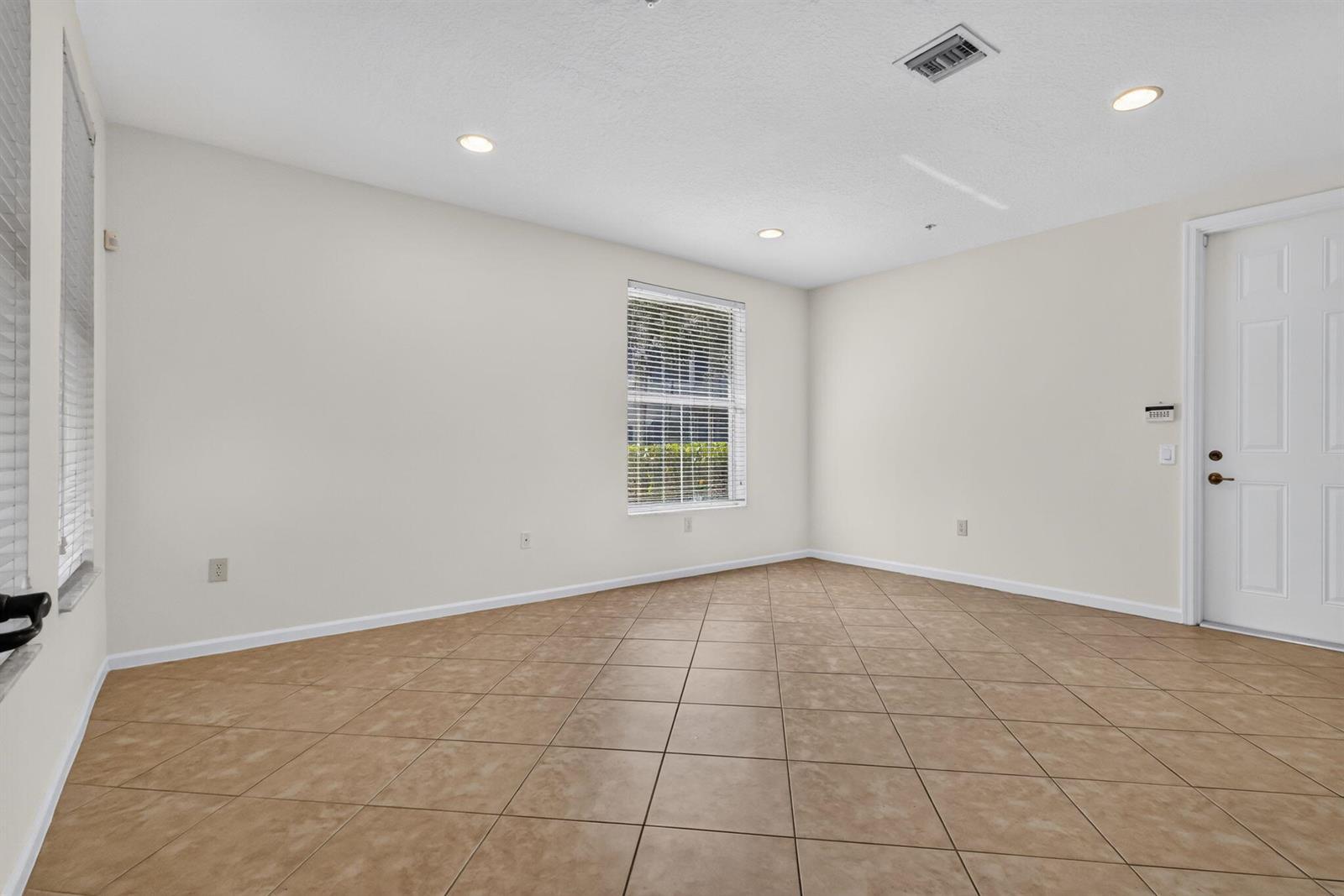 1213 Via Fatini, Boynton Beach FL 33426 photo 2
