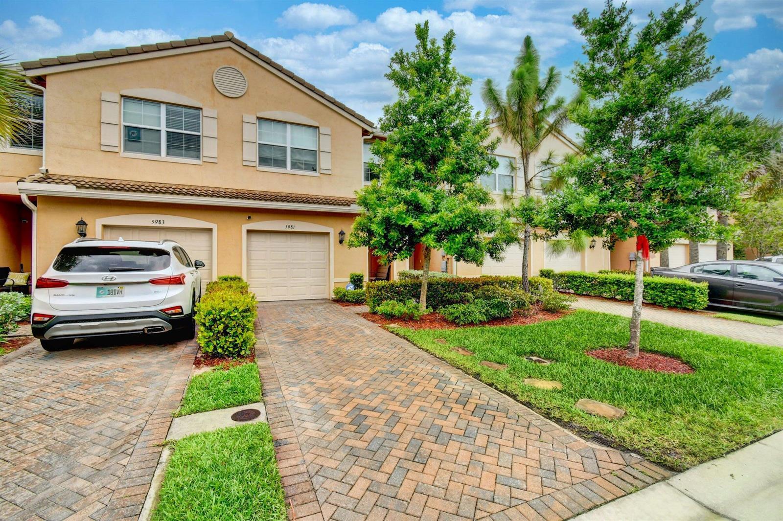 5981 Monterra Club Drive, Lake Worth FL 33463