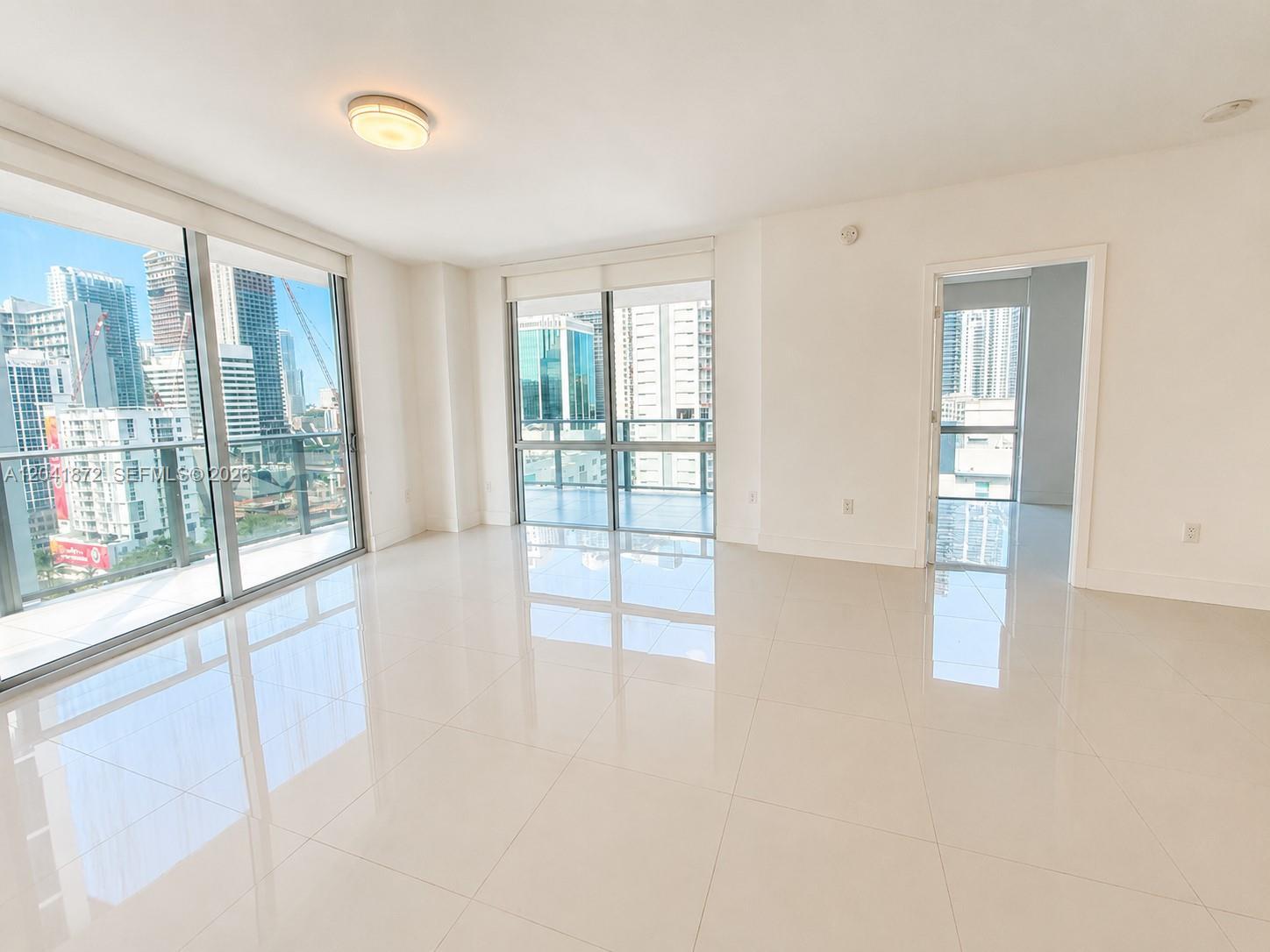 1010 SW 2nd Ave # 1504, Miami FL 33130 photo 3