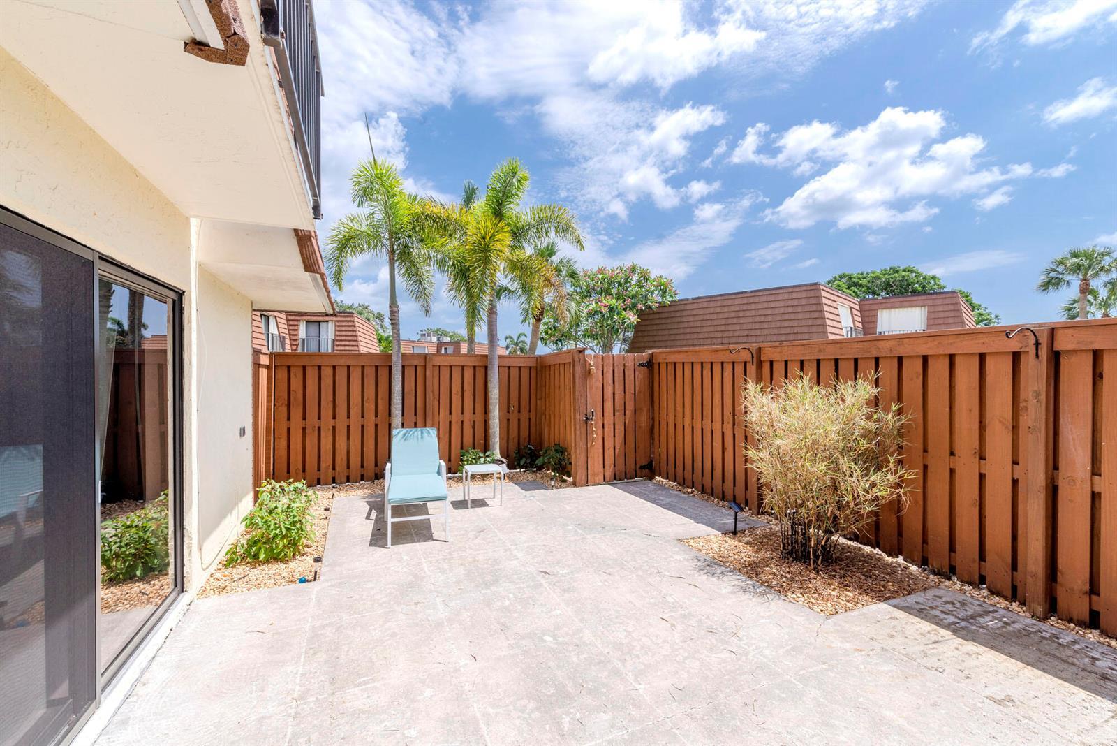 3900 County Line Road # 21a, Tequesta FL 33469 photo 2