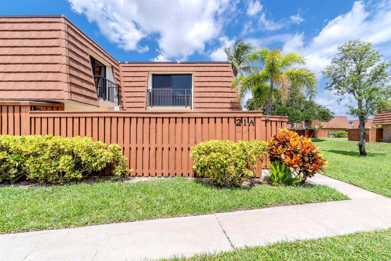 3900 County Line Road # 21a, Tequesta FL 33469
