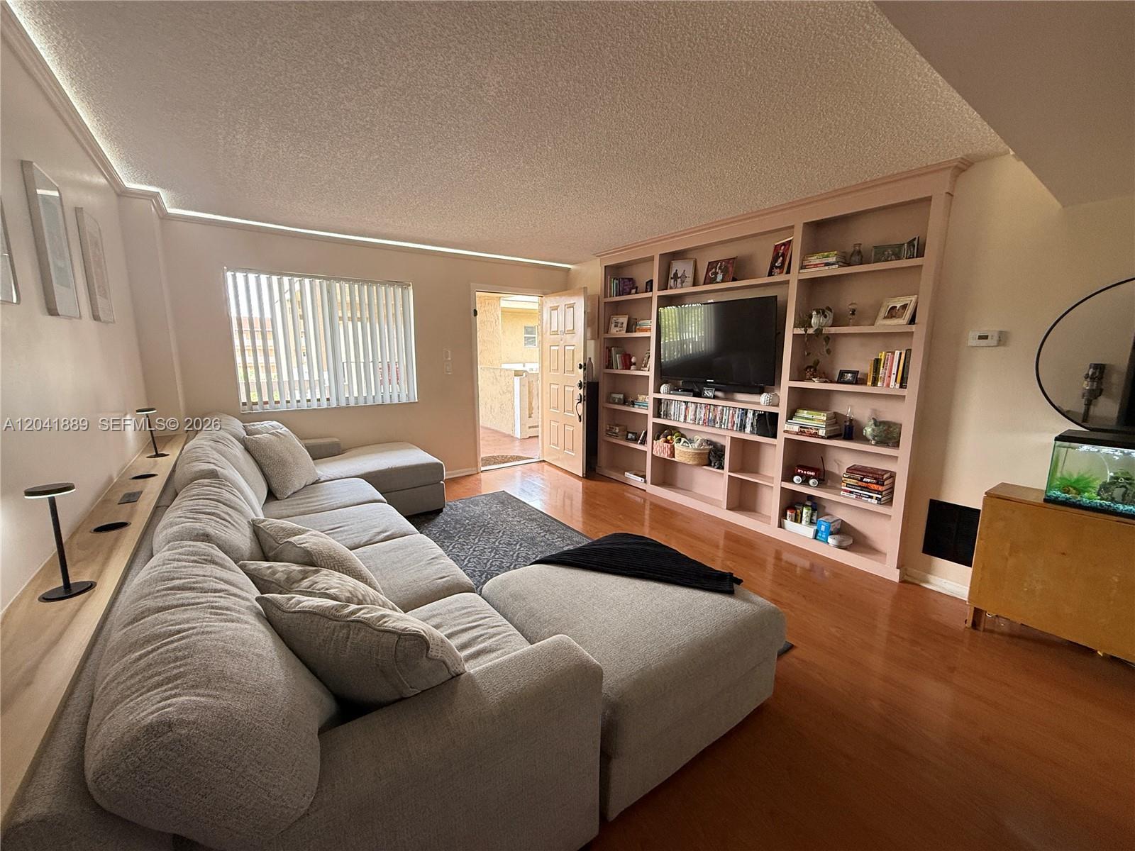 17000 NW 67th Ave # 402, Hialeah FL 33015 photo 4