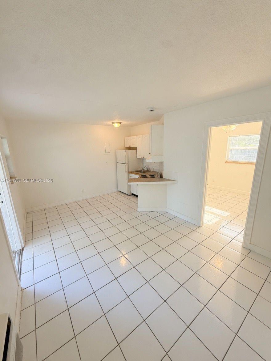 262 SW 23rd St # 5, Fort Lauderdale FL 33315 photo 2