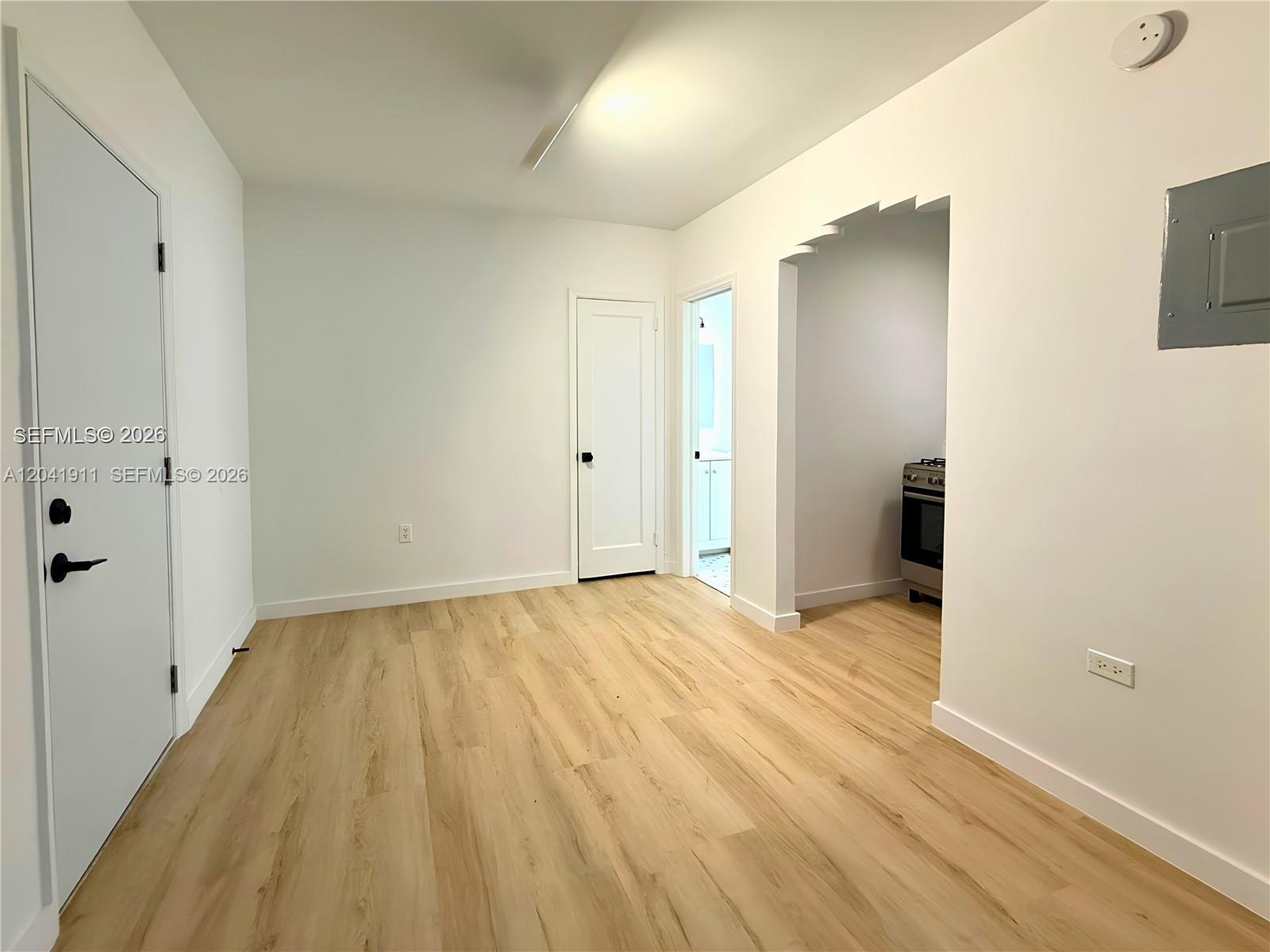 641 10th St # 2, Miami Beach FL 33139 photo 5