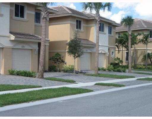 4331 Berkshire Wharf Drive, Lake Worth FL 33461 photo 2