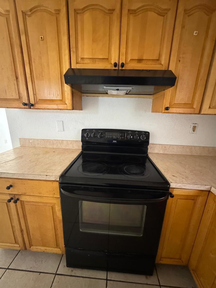 240 NW 56th Street, Miami FL 33127 photo 4
