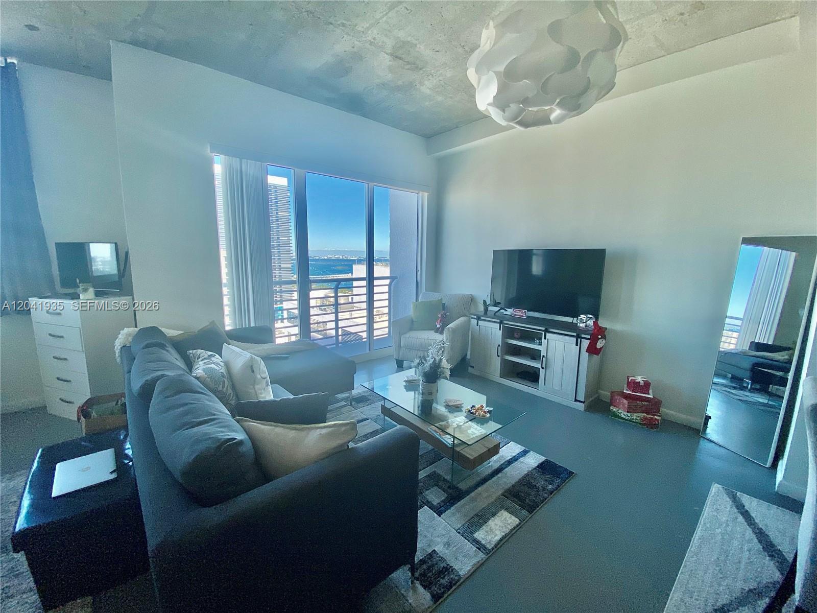 133 NE 2nd Ave # 3409, Miami FL 33132 photo 3