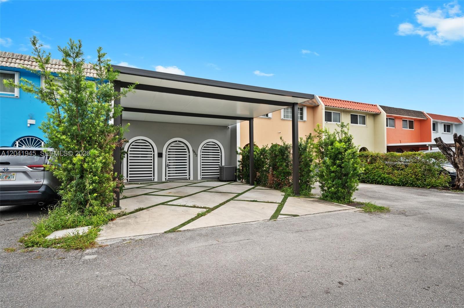 6832 W 2nd Ct, Hialeah FL 33014 photo 2