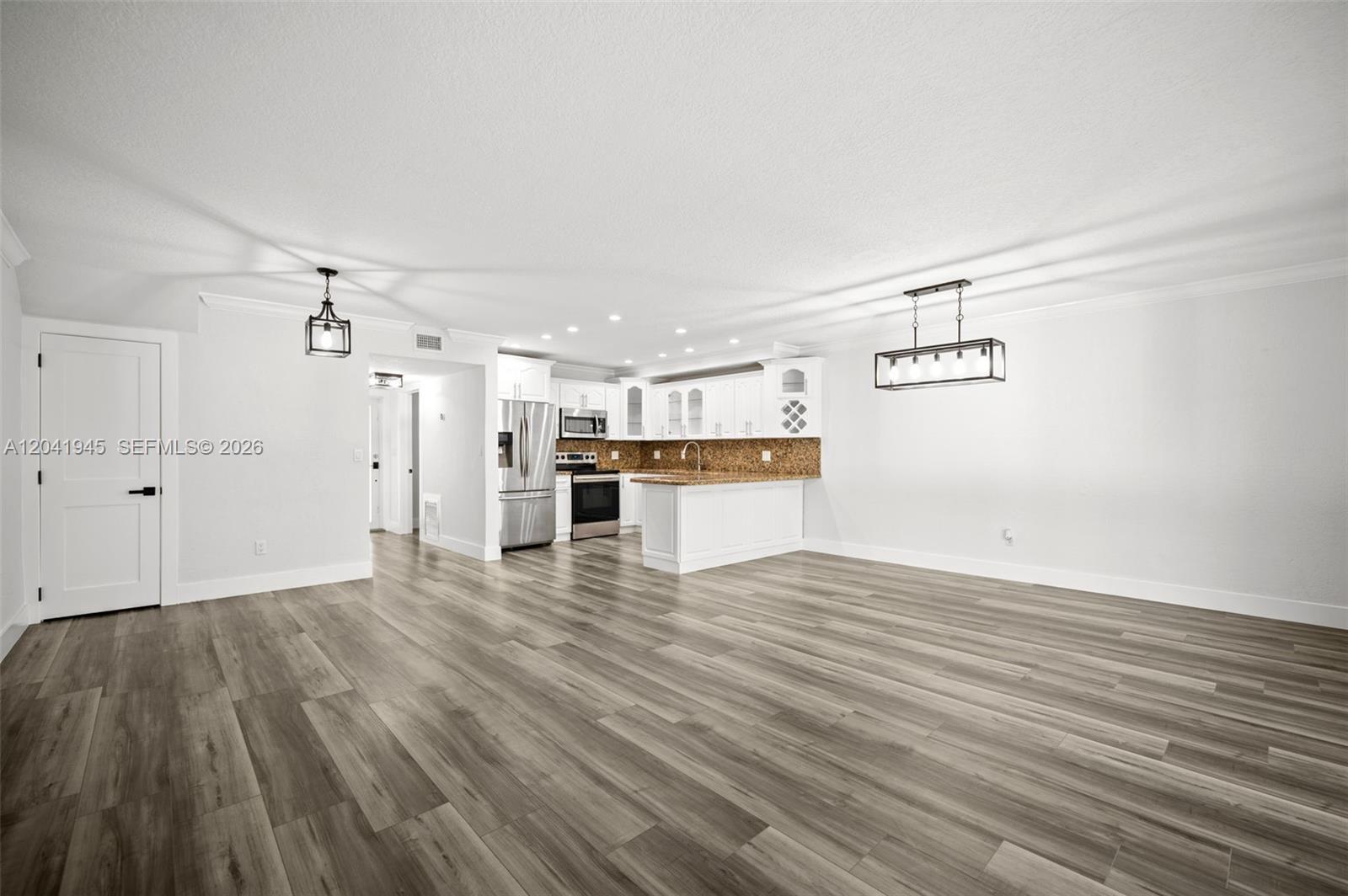 6832 W 2nd Ct, Hialeah FL 33014 photo 5