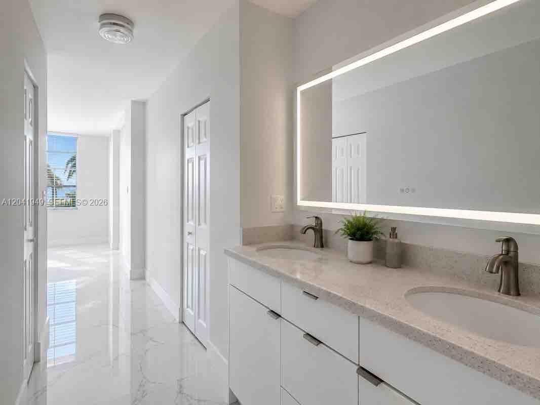 500 Bayview Dr # 232, Sunny Isles Beach FL 33160 photo 5