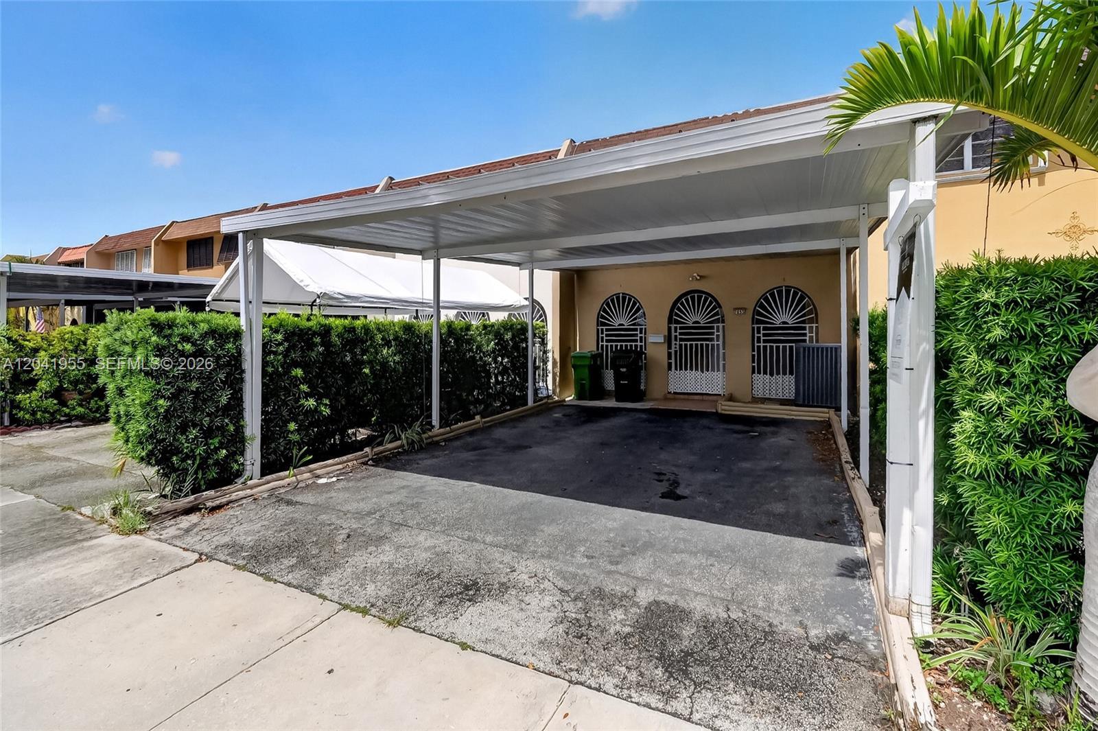 7055 W 3rd Ct, Hialeah FL 33014 photo 2