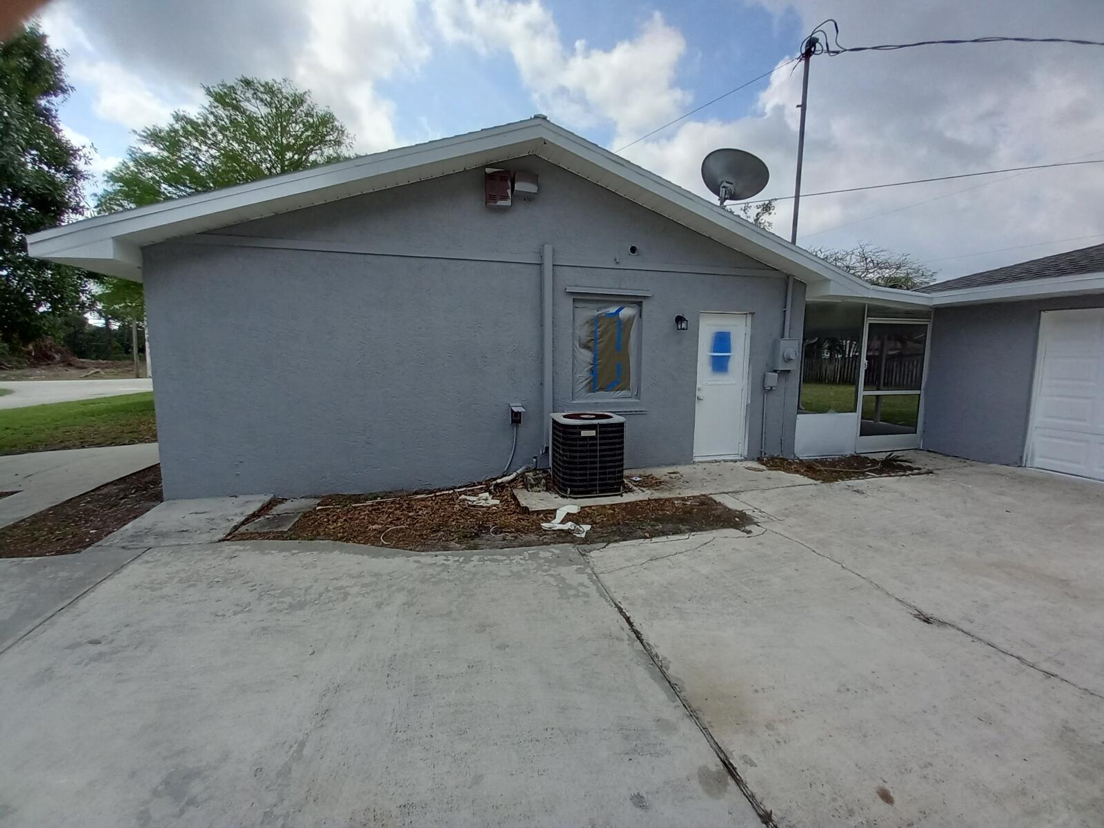 1862 SW Burlington Street SW, Port St. Lucie FL 34984 photo 4