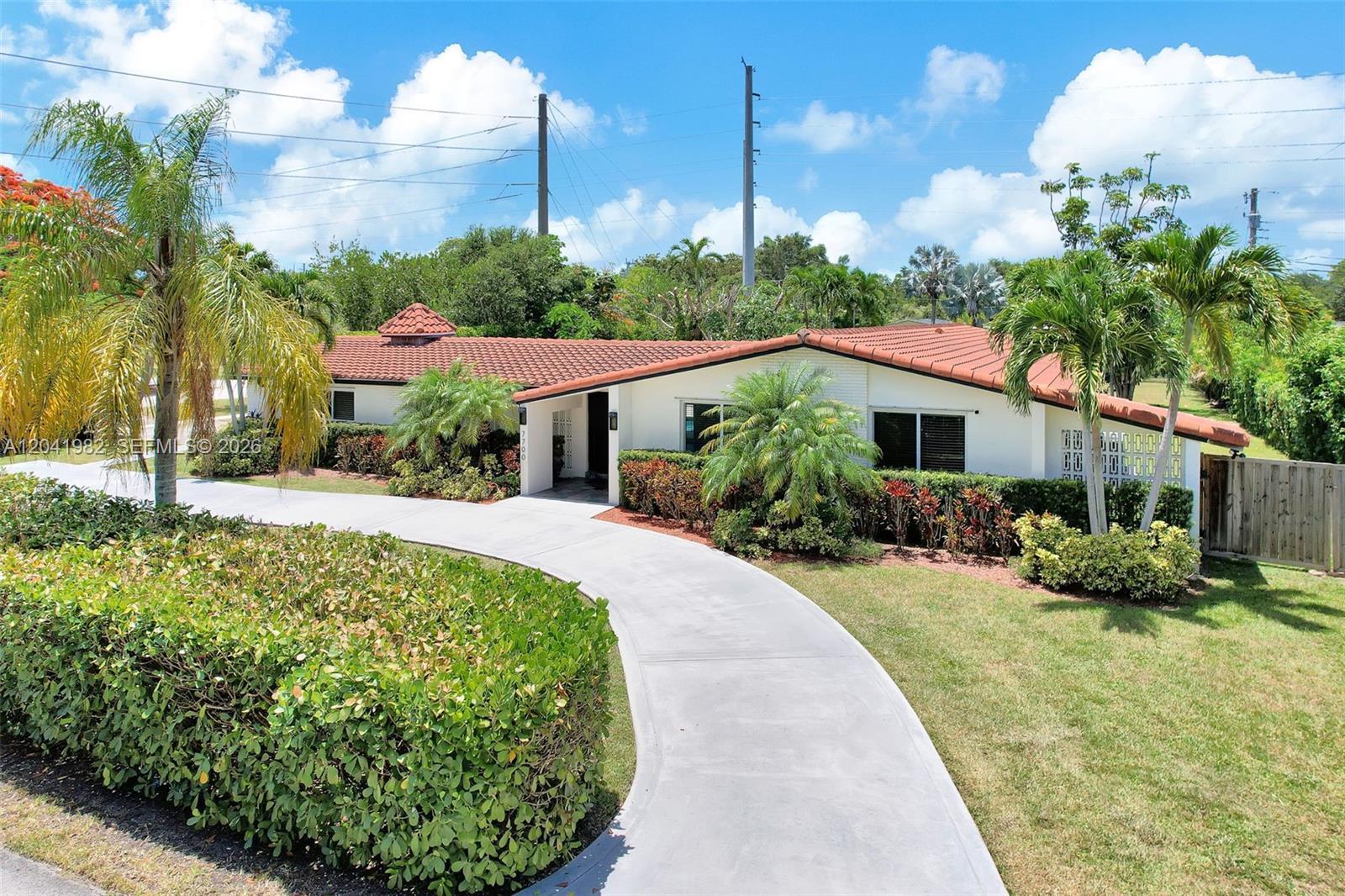 7700 SW 139th Ter, Palmetto Bay FL 33158