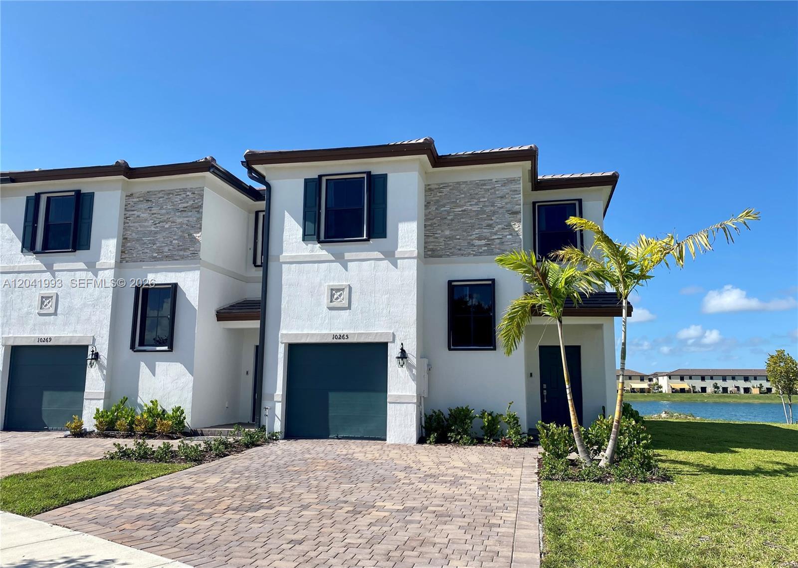 10265 SW 231st Ln, Miami FL 33190