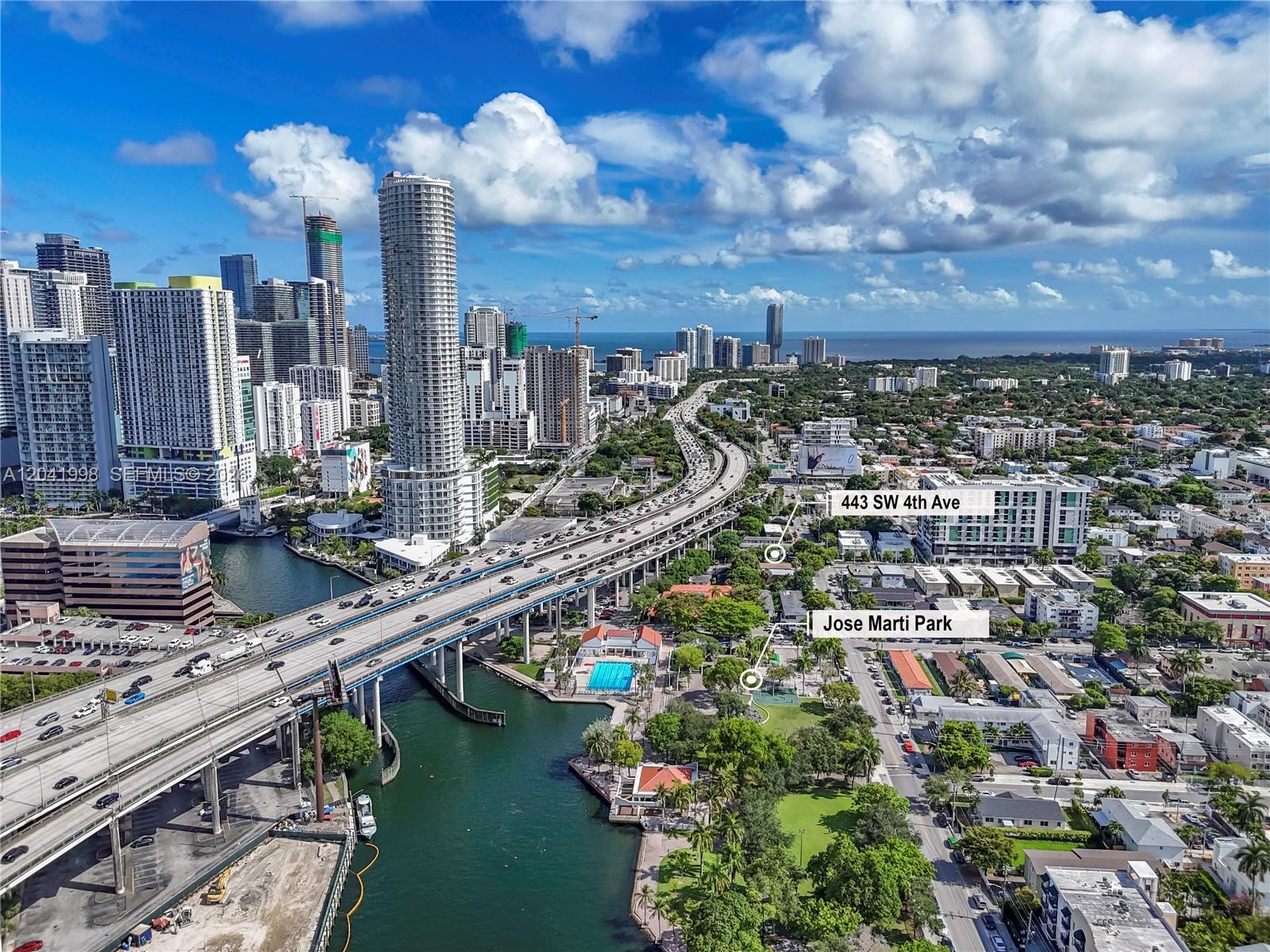 443 SW 4th Ave, Miami FL 33130 photo 4