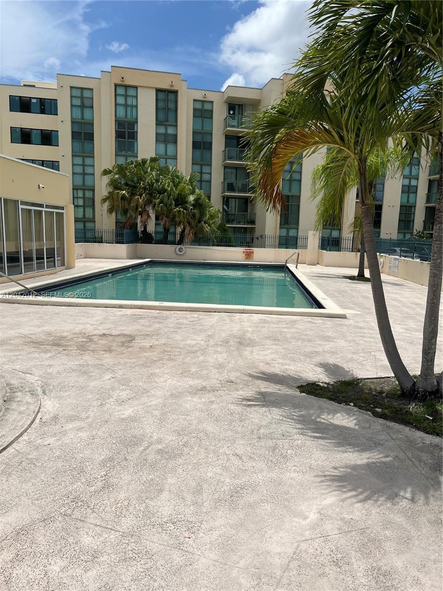 2055 SW 122nd Ave # 321, Miami FL 33175