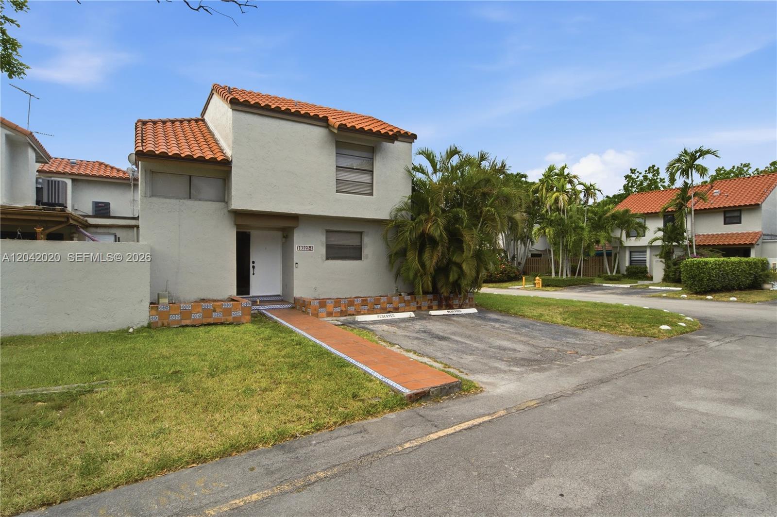 10327 NW 9th St Cir # 7, Miami FL 33172 photo 2