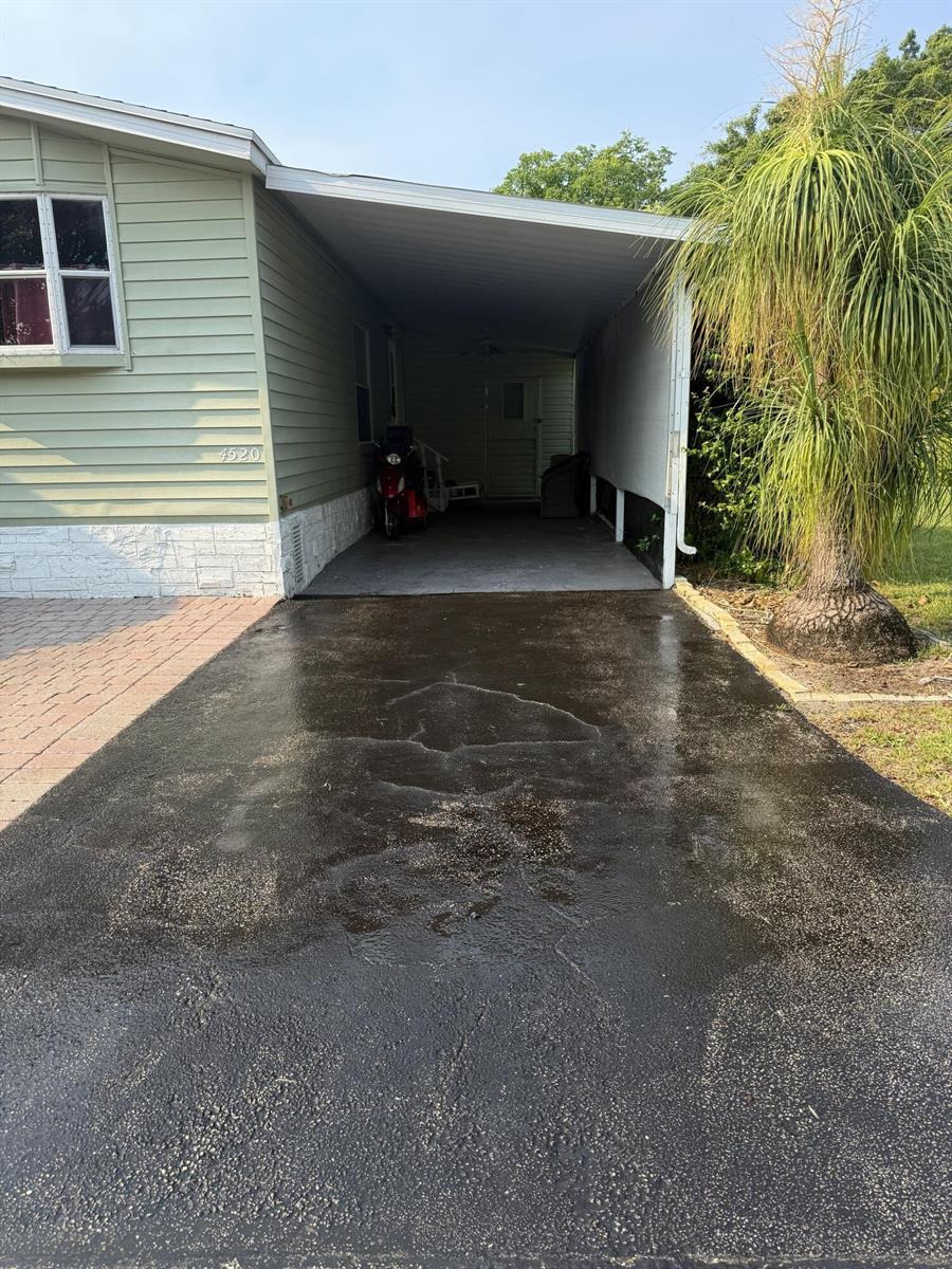 4520 NW 68th Place, Coconut Creek FL 33073 photo 3