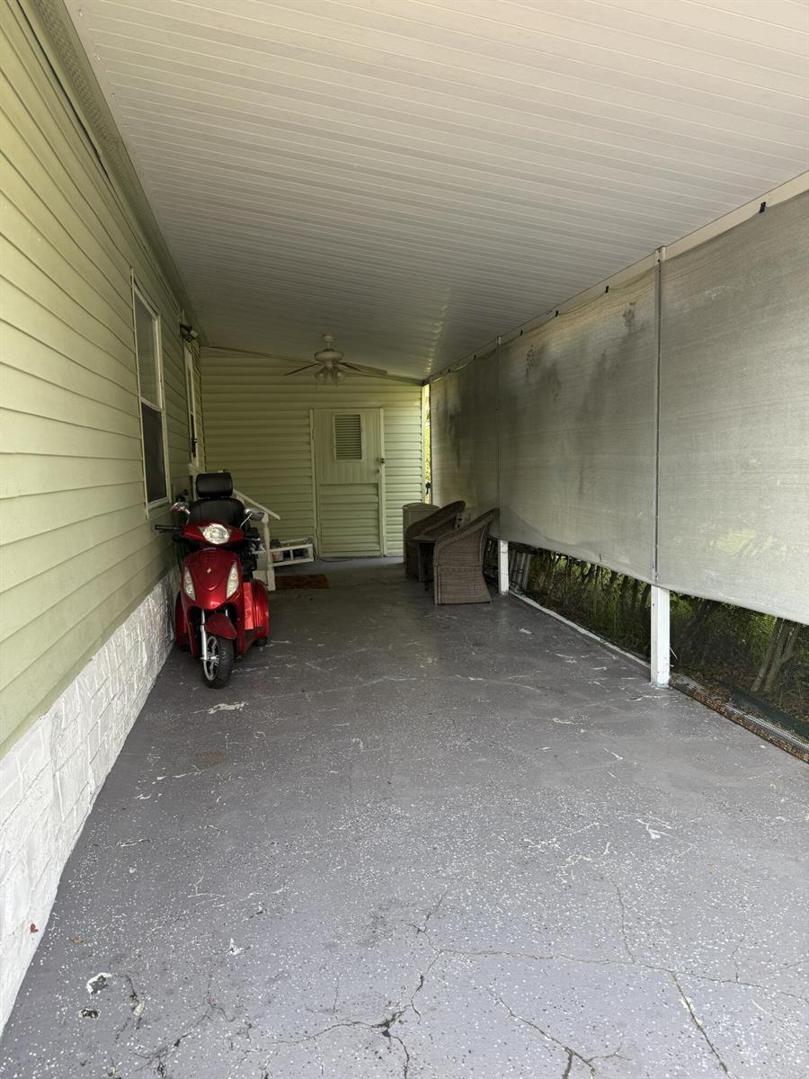 4520 NW 68th Place, Coconut Creek FL 33073 photo 4